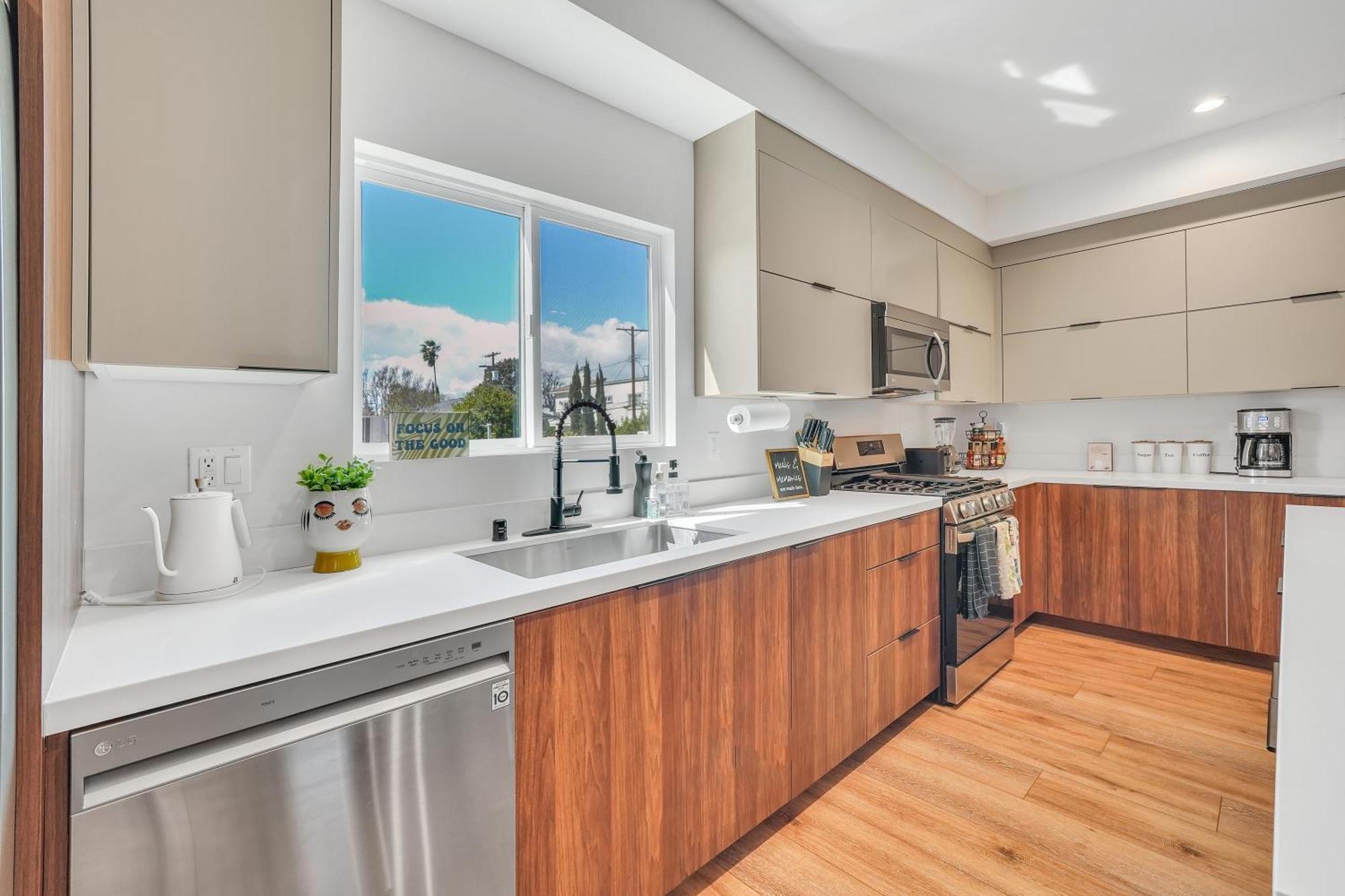 Luxurious Townhome W/3 Master Suites Gated Parking Los Angeles Luaran gambar